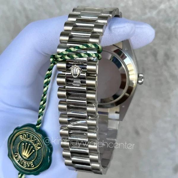 Daydate II White Gold Olive Green Dial - Image 2