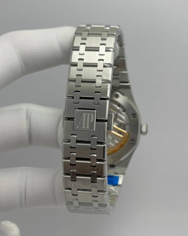 Audemars Piguet Royal Oak 15500ST Blue Dial  Stainless Steel - Image 2