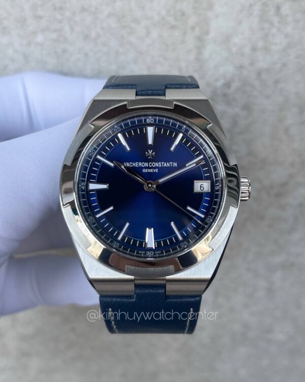 Vacheron Constantin Oversea Blue Dial (Three Straps Included) - Image 2