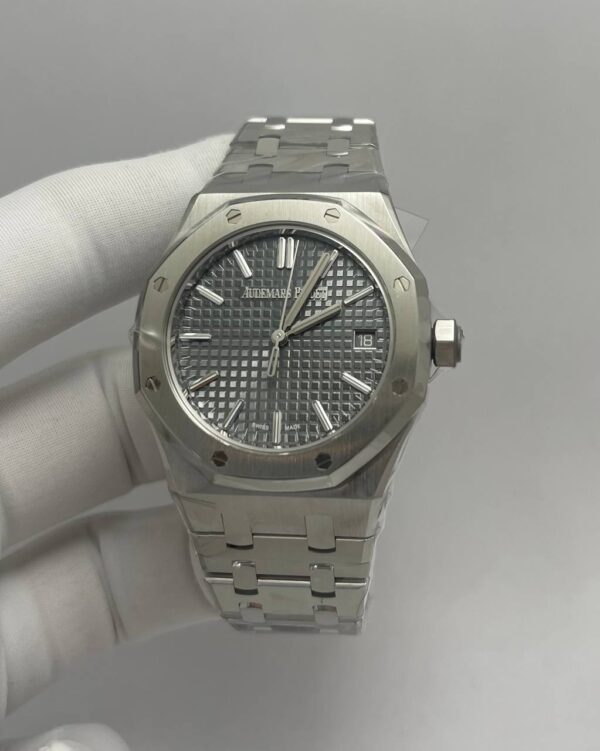 Audemars Piguet Royal Oak 15550ST Grey Dial Stainless Steel - Image 2