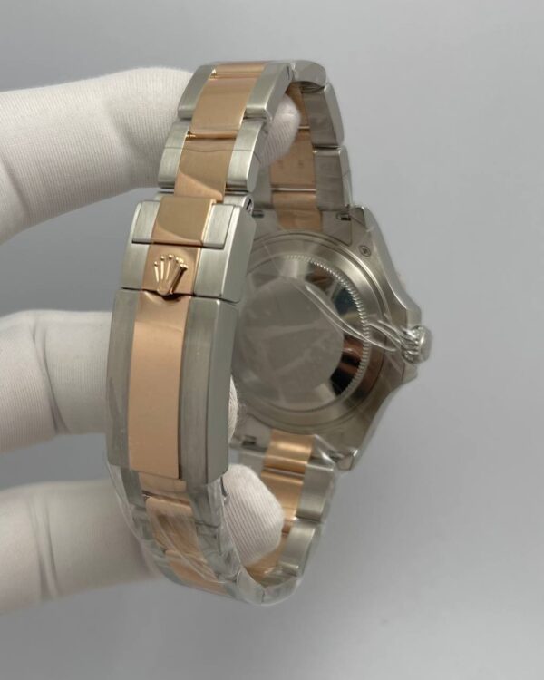 Rolex Yacht-Master Twotone Rose Gold & Steel Black Dial - Image 2