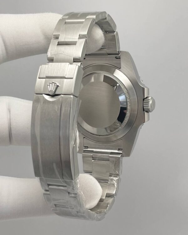 Rolex Submariner Date HULK Green Dial Ceramic Bezel - Image 2