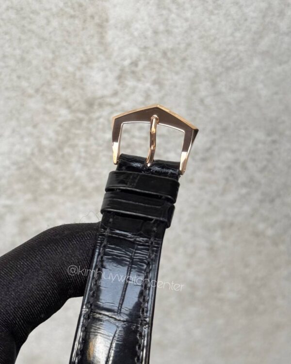 Patek Philippe (5905R) Annual Calendar Chronograph - Image 3