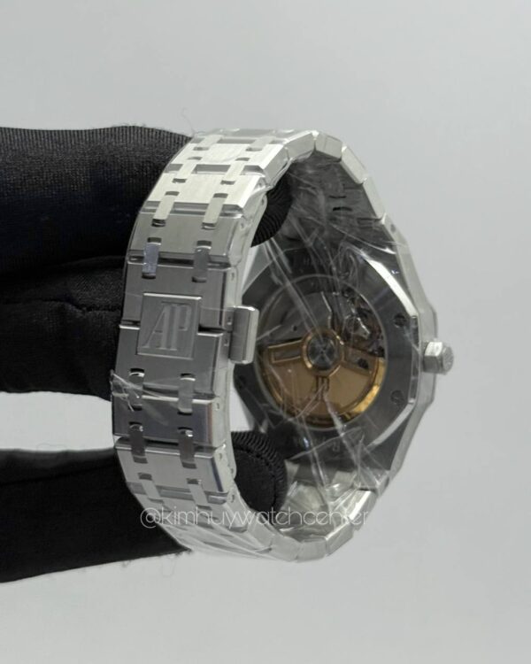 Audemars Piguet Royal Oak (77350ST) White Dial - Image 2