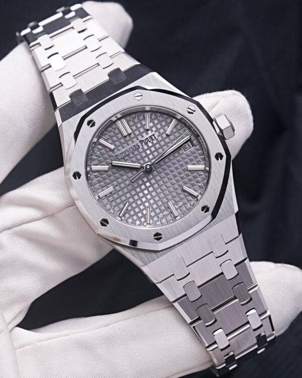 Audemars Piguet Royal Oak (15550ST) Grey Dial