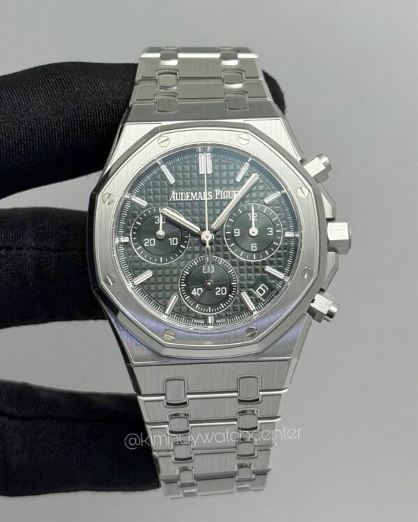 Audemars Piguet Royal Oak Chronograph 26240ST “50th anniversary” - Image 2
